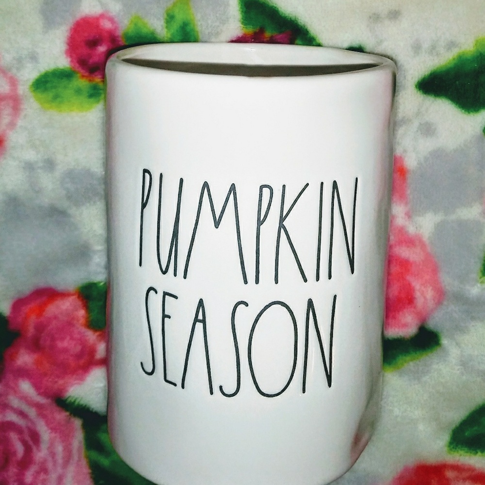 Rae Dunn PUMPKIN SEASON Scented Candle